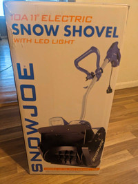 Snowjoe snow shovel 