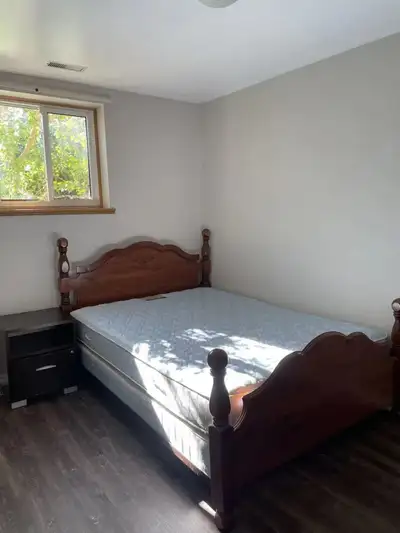 Bright, spacious and well-maintained furnished upper-level unit in a house in Waterloo. Available fr...