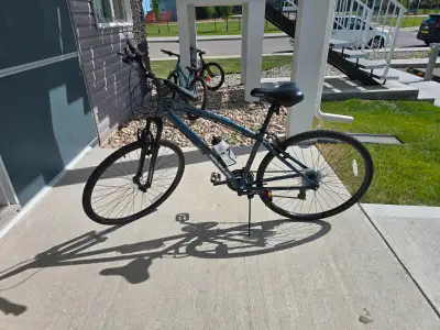 Nakamura Royal 700C Hybrid Bike, View more