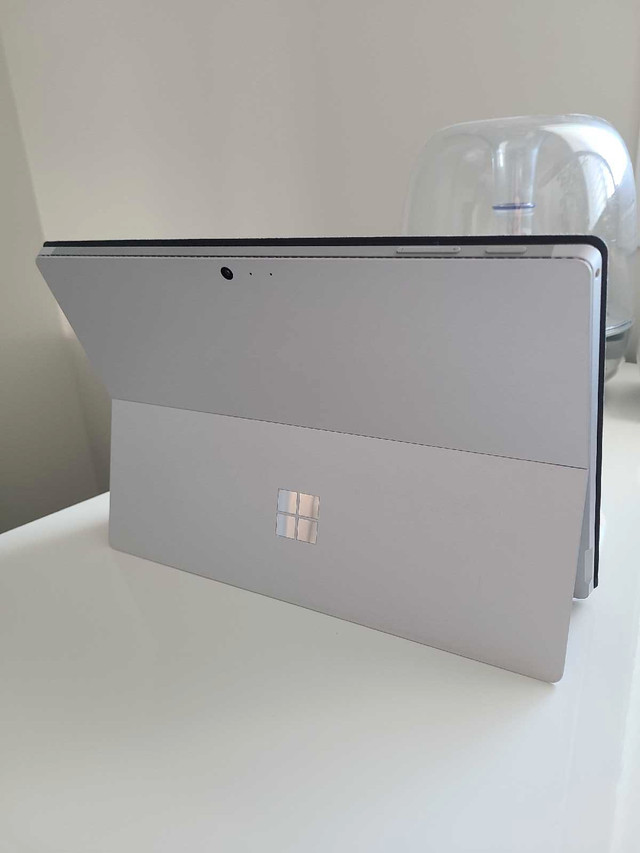 Microsoft Surface i7 PRO 4  in Laptops in Winnipeg - Image 4