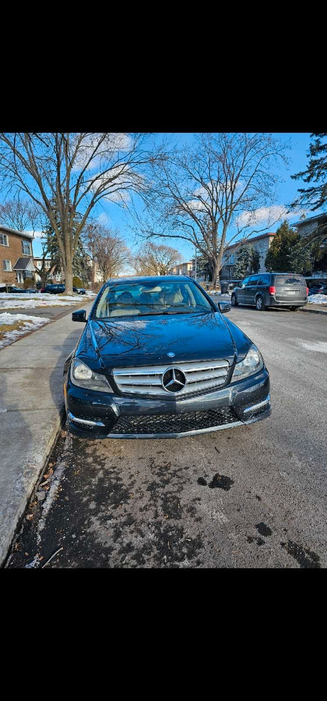 Mercedes-Benz c250 2012 4matic  dans Autos et camions  à Ville de Montréal