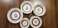 Rose Points 22k gold trimVintage dishes in good condition 