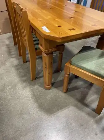 SOLID PINE DINING TABLE WITH STORAGE + 8 CHAIRS in Dining Tables & Sets in Delta/Surrey/Langley - Image 6