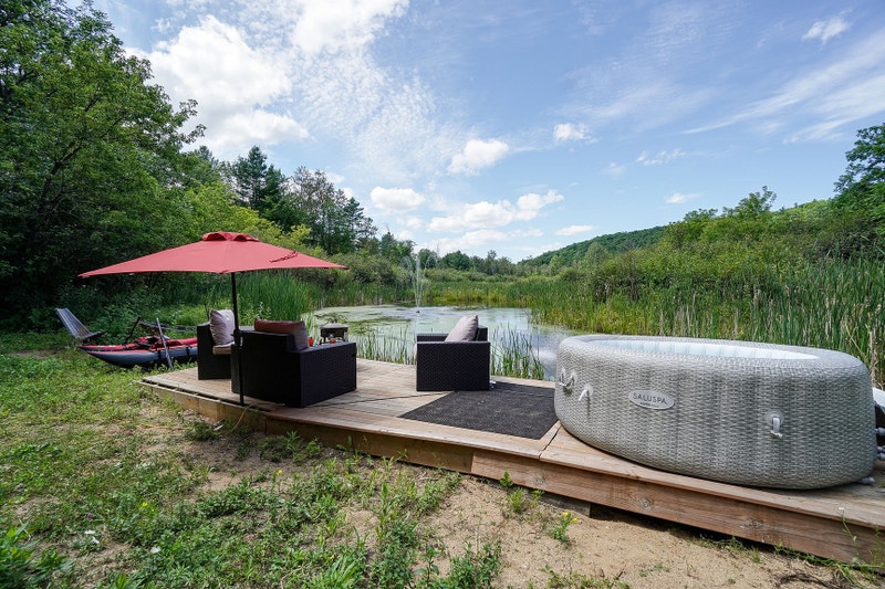 Chelsea 23 acres tiny lake hottub on dock Houses for Sale Gatineau