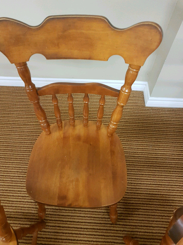 4 real oak dinning chairs in Arts & Collectibles in Mississauga / Peel Region - Image 3