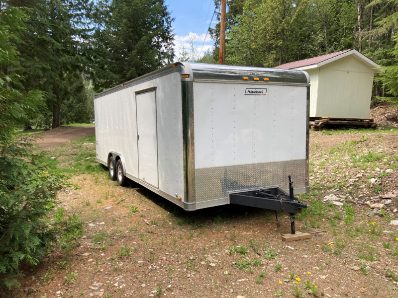 24 foot 2004 Haulmark cargo trailer excellent condition Cargo