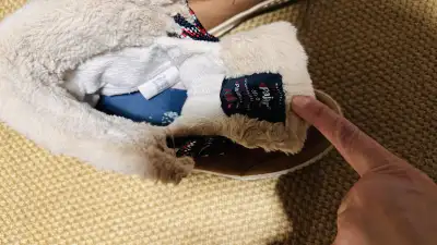 Pajar Boots Size 8.5, View more