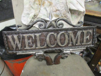 DECORATIVE TEXAS STAR WELCOME 2 COLT SIX SHOOTERS WALL SIGN $50