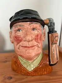 Vintage Royal Doulton Figurine "Golfer"