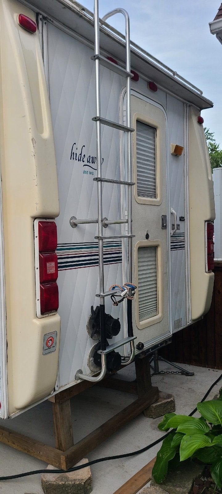 SunLite Truck Camper Travel Trailers & Campers Sarnia Kijiji