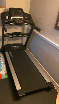Sole S77 Commercial Treadmill