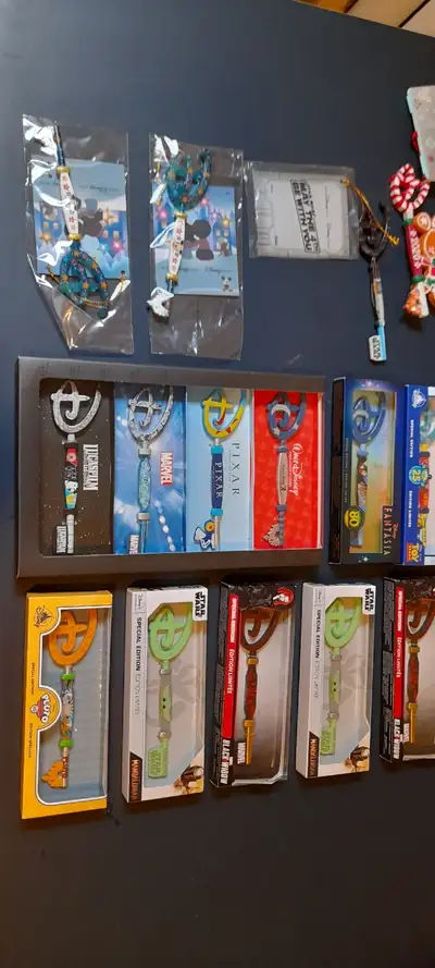 Entire Disney key collection. Cost me over $550. Limited edition keys , along with some rare ones. T...