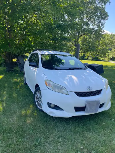 Toyota matrix 2010 Runs well one owner lady driven, no accidents, all highway miles. All season Mich...