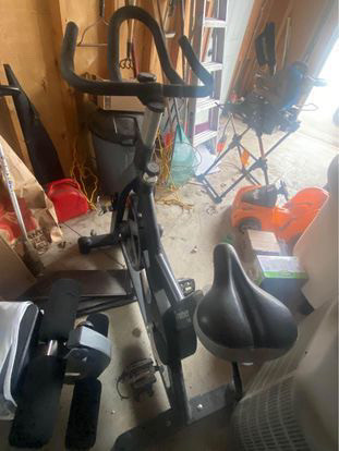 Spin Bike Trainer 5008 in Exercise Equipment in Owen Sound - Image 3