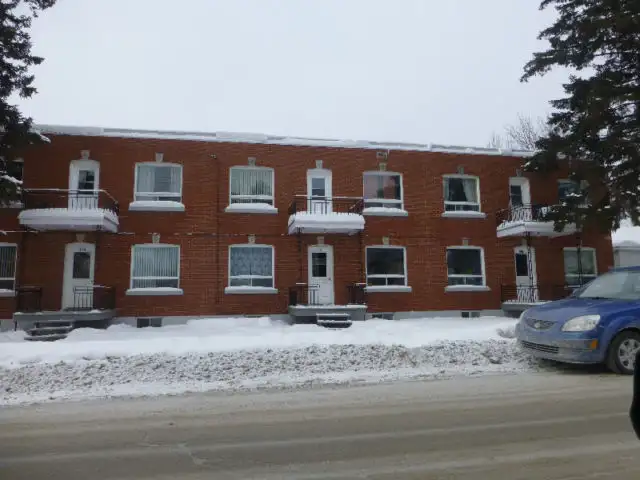 4 1/2 à louer- 7e Avenue Nord