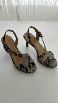 Naturalizer leather snake print sandals