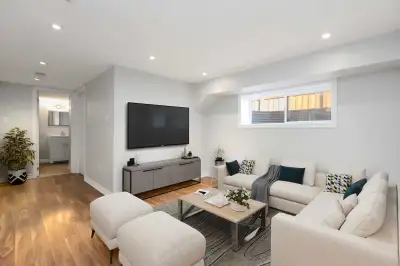 Modern 2-Bedroom Basement Apartment In Whitby Ontario!