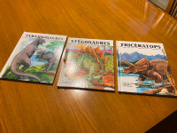 Tyrannosaures, Stégosaures, Tricératops