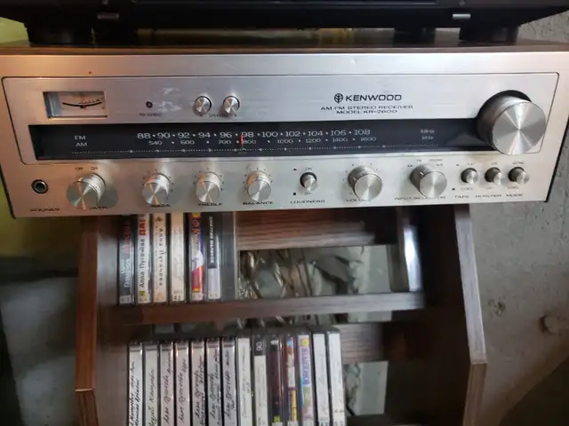 Stereo speakers with amplifier! in Stereo Systems & Home Theatre in Markham / York Region - Image 4