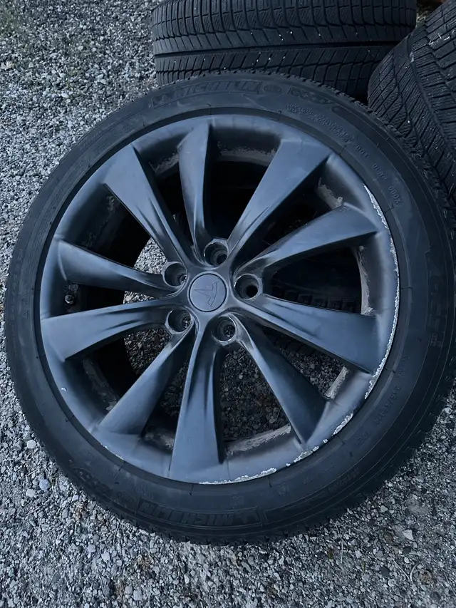 Tesla 19” Rims with Michelin X-Ice winter Tires in Tires & Rims in Cambridge - Image 5