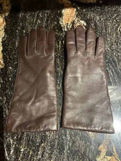 Vintage Eatons leather gloves, View more