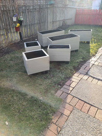 Planters different sizes and colors 