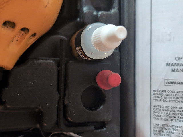 BOSTITCH PN100K Impact Nailer Kit in Hand Tools in Calgary - Image 3