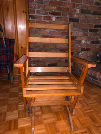 Rocking Chair   (Solid Oak)