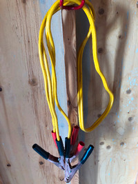Heavy duty auto jumper cables like new