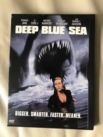 DVD Deep Blue Sea, View more