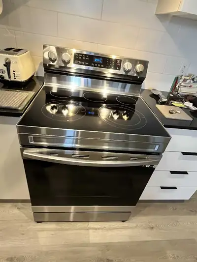 Aubaine, presque neuf, View more