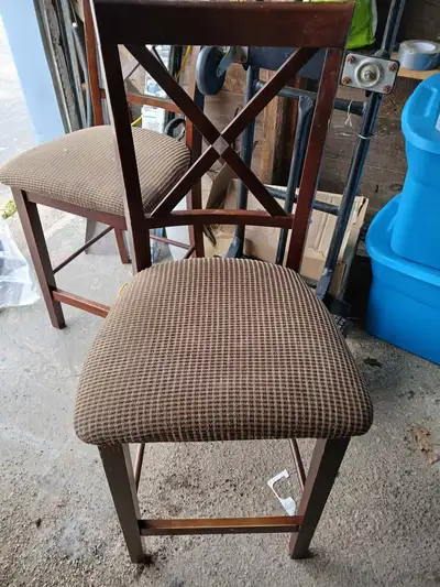 6 chairs smoke-free home Make an offer