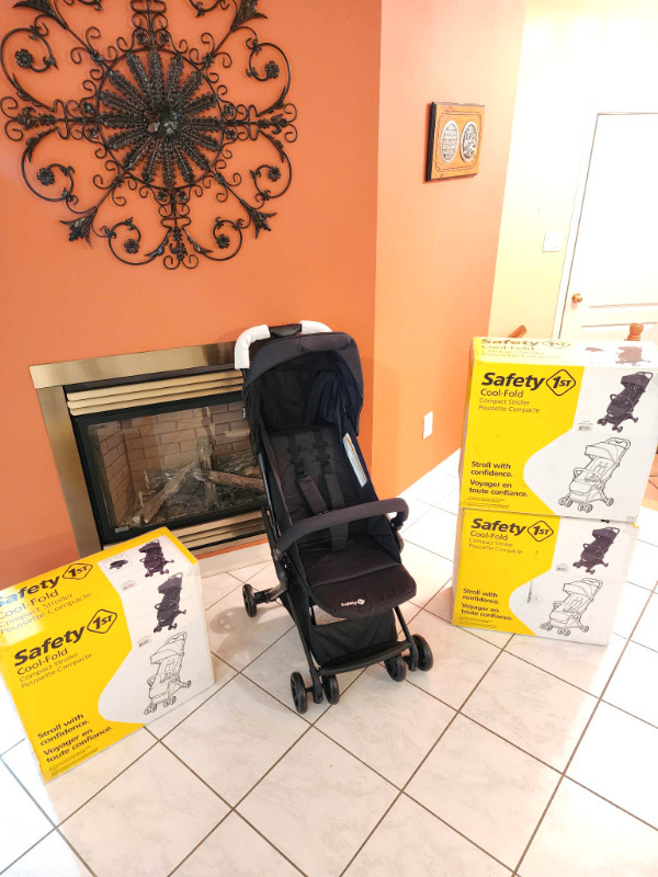 *NEUF LIVRER SANS FRAIS* Poussette / Stroller compacte Safety 1 in Strollers, Carriers & Car Seats in Laval / North Shore - Image 2