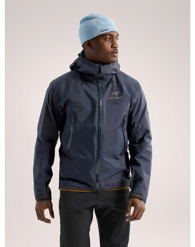 Brand new arcteryx gear in Men's in Kingston