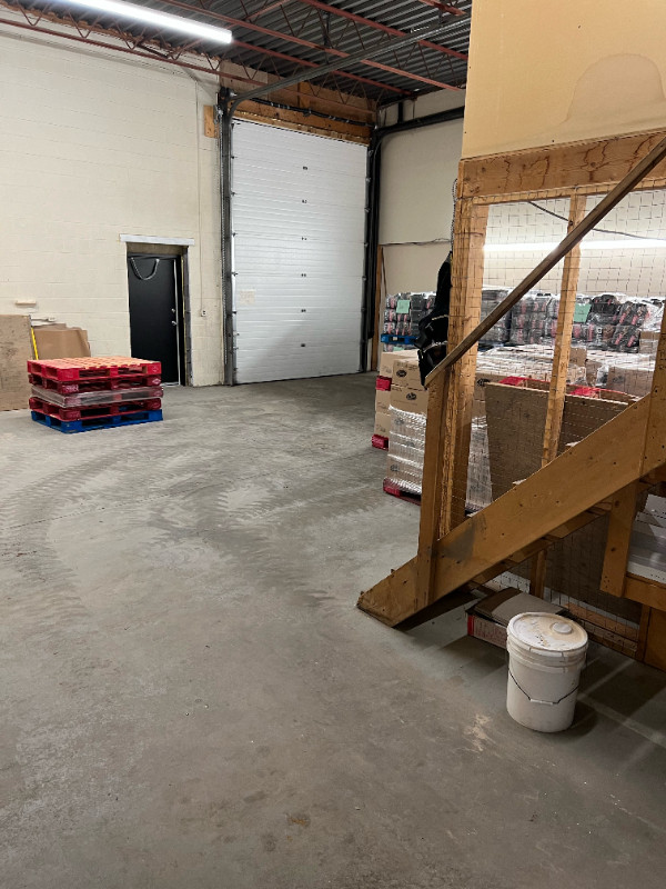Warehouse Space For Rent in Storage & Parking for Rent in Saskatoon - Image 3
