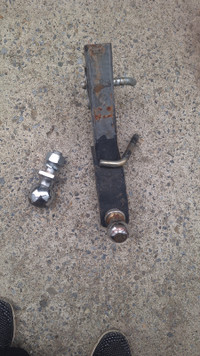 Trailer hitch with ball and  1  ball different size