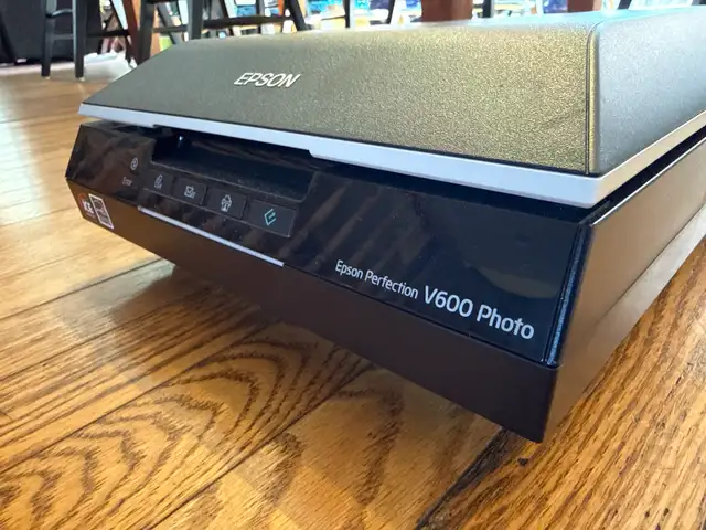 Epson Perfection V600 Photo600954242377994242