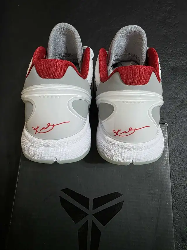 Kobe 6 Platinum in Men's Shoes in Mississauga / Peel Region - Image 7
