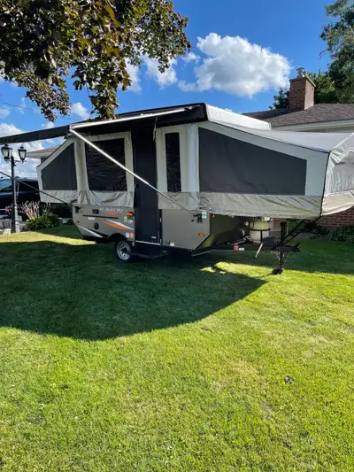 Selling our pop up tent trailers. Trailers are in excellent condition and ready to use. - 3 campers...