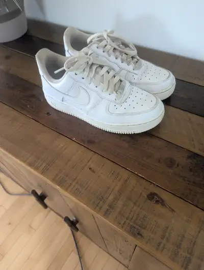 Size 8 women Nike Air force 1, View more