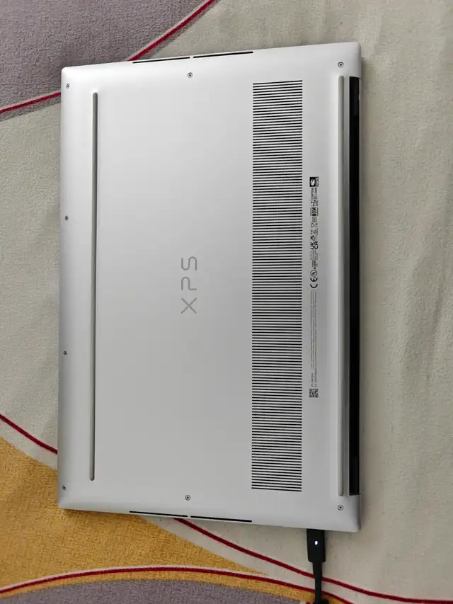 Dell XPS 15 9530 in Laptops in Ottawa - Image 4