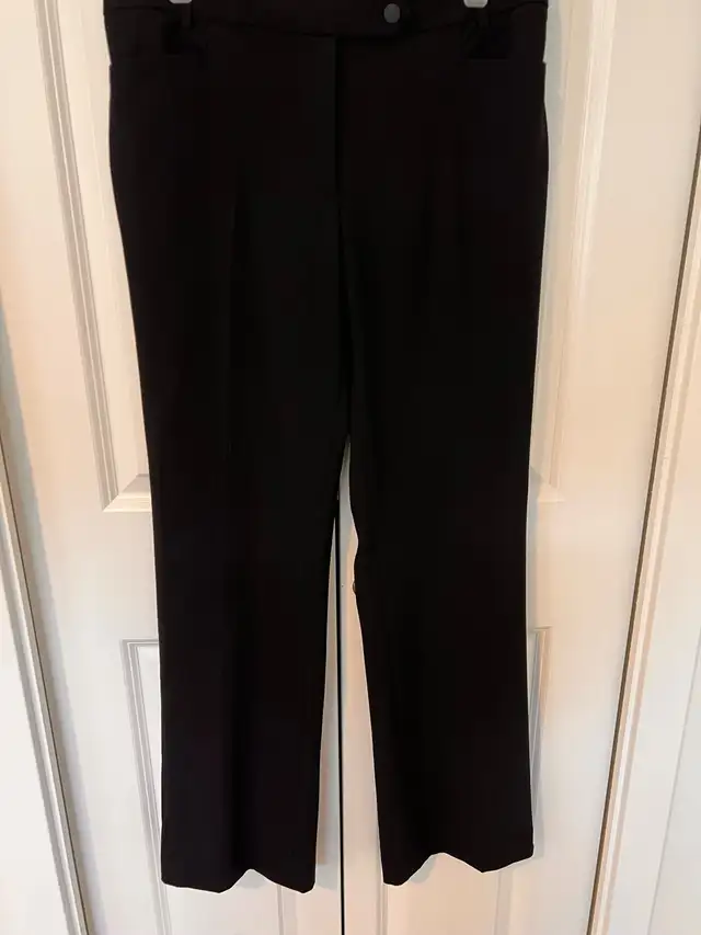 Calvin Klein Dress Pants - Woman’s Size 8 in Women's - Bottoms in Delta/Surrey/Langley - Image 2