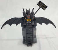 Lego minifigure Battle-Ready Batman