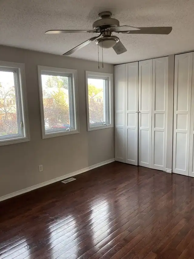 Greenboro Townhouse For Rent in Long Term Rentals in Ottawa - Image 9