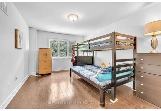 Room for rent in Room Rentals & Roommates in City of Toronto - Image 3