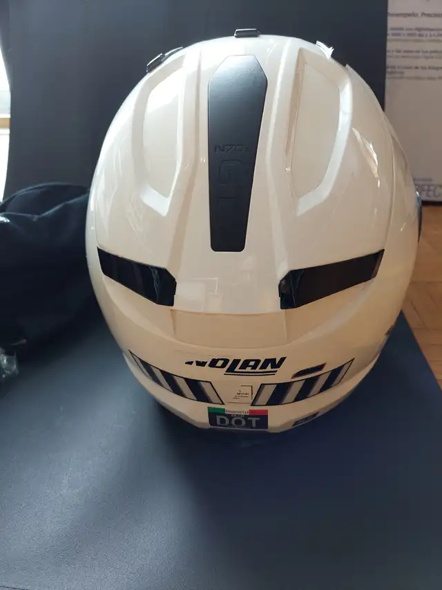 New Nolan Helmet N70-2 GT Classic N-Com metal white XL in Motorcycle Parts & Accessories in Laval / North Shore - Image 7