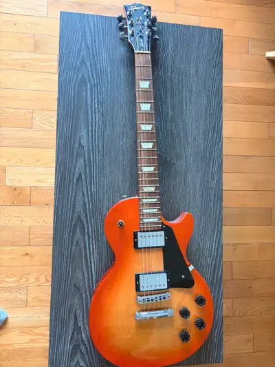 Les Paul Gibson Tangerine Burst, View more