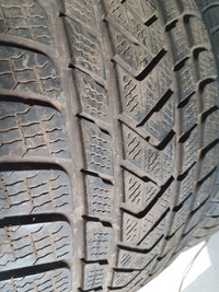 4 x 285/35/22 PIRELLI scorpion WINTER tires 70%65 tread left goo