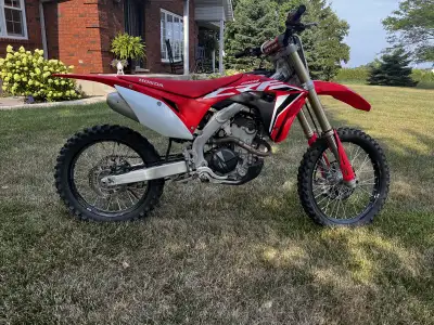 Selling my Crf250R. The bike runs mint, never raced. The bike was purchased in the spring off of the...