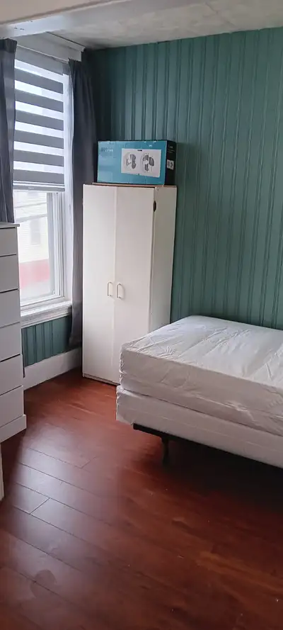 Furnished one bedroom bachelor/studio with a private washroom in hall. In a secure, mature and quiet...
